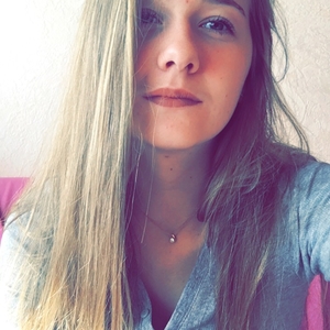 Perrine - Prof de maths - Gueugnon
