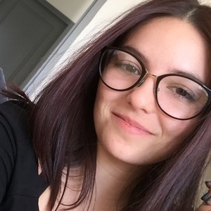 Chloe - Prof d'aide aux devoirs - Fabrègues