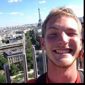 Simon - Prof d'histoire - Paris
