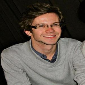 THOMAS - Prof d'histoire - Paris