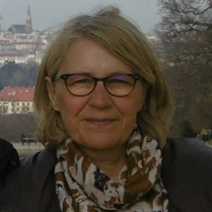 Isabelle - Prof de maths - Vaulnaveys-le-Haut