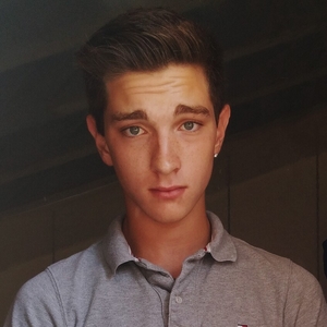 Simon - Prof de maths - Chaniers