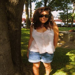Anissa - Prof d'histoire - Paris