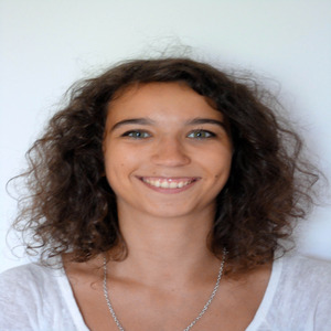 Laura - Prof de maths - Levallois-Perret