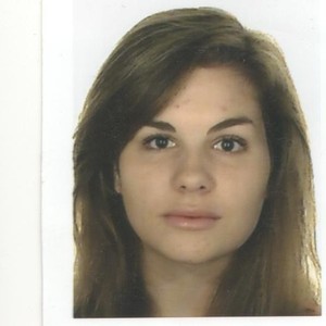 Laura - Prof de maths - Paris