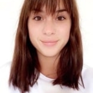 Manon - Prof d'économie - Bordeaux