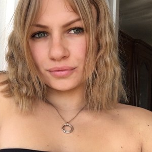 Caroline - Prof de maths - Rochefort-du-Gard