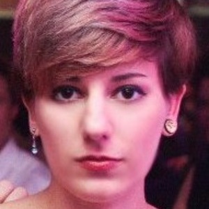 Jasmina - Prof d'histoire - Paris