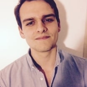 Bastien - Prof d'histoire - géo - Paris