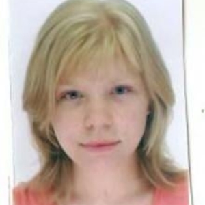 ANGELIQUE - Prof de lecture - Aigues-Mortes