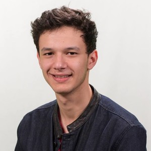 Riyad - Prof de maths - Lille