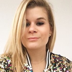 Laura - Prof d'illustrator - Vincennes