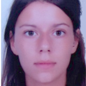 Magda - Prof d'initiation informatique - Courbevoie