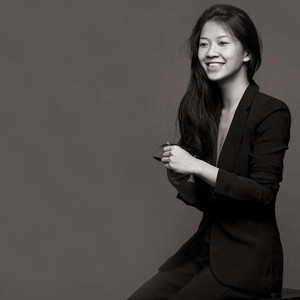 Camille - Prof de couture - Paris