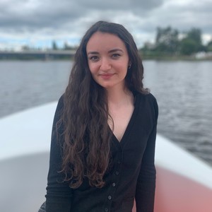 Sarah - Prof de droit - Paris