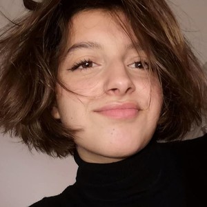 Lola - Prof d'anglais - Choisy-le-Roi