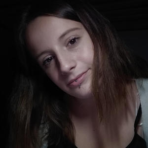 Lola - Prof de maths - Vizille