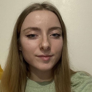 Adeline - Prof de maths - Castres