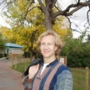 Dan - Prof de développement personnel - Paris 19e