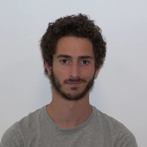 Raphaël - Prof de mécanique des fluides - Biarritz