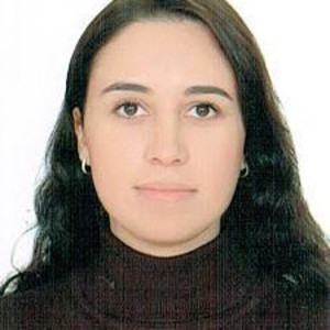 Sara - Prof de comptabilité - Paris