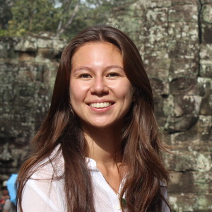 Claire - Prof de droit civil - Paris