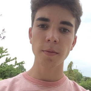 Antoine - Prof de maths - Angers