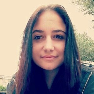 Lucie - Prof de maths - Nîmes