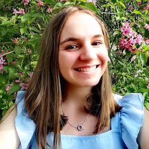 Louise - Prof d'aide aux devoirs - Erbray