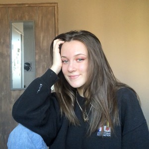 Chloé - Prof de marketing - Voiron
