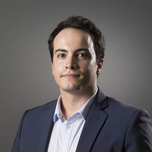 Christopher - Prof de droit civil - Paris