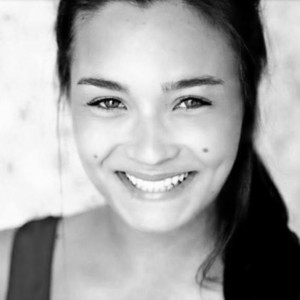 Julie - Prof de droit civil - Paris