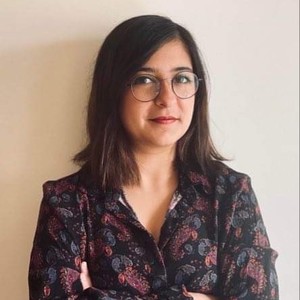 Julia - Prof de droit civil - Paris