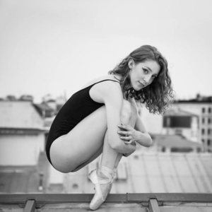 Coline - Prof de danse contemporaine - Paris