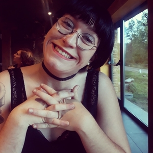 Angélique - Prof d'anglais - Charleville-Mézières