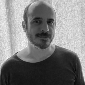 Julien - Prof de français - Vincennes