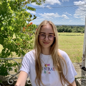Noémie - Prof d'aide aux devoirs - Fréjus