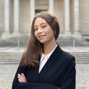 Celine - Prof de droit - Levallois-Perret