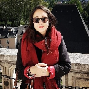 Laurine - Prof de droit - Boulazac