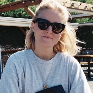 Romane - Prof de droit - Lyon