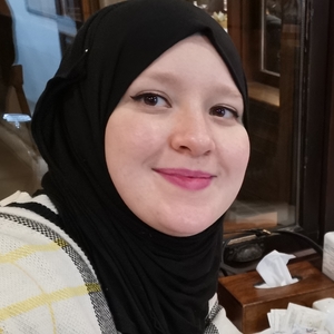 Nesrine - Prof de maths - Lyon