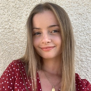 Charlotte - Prof de physique - chimie - Nancy