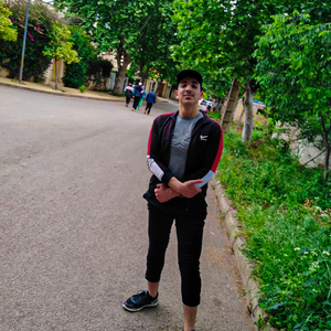 Ilyas - Prof de maths - La Celle-sous-Gouzon