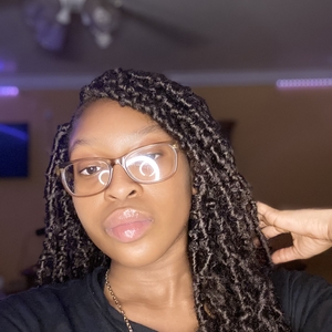 Naheilah - Prof de préparation bac scientifique - Tamarac