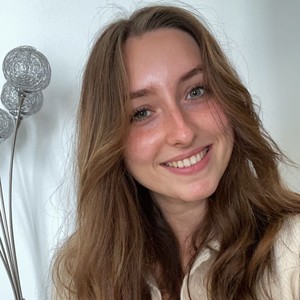 Pauline - Prof d'histoire - géo - Bordeaux