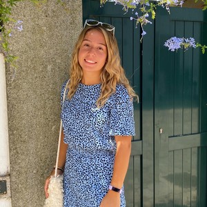 Isabelle - Prof de fle - français langue étrangère - Fairfax Station