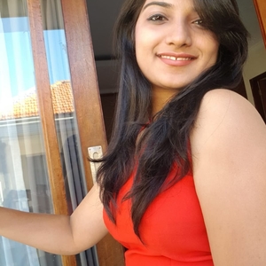 Aneri - Prof de compréhension orale - français - Mumbai