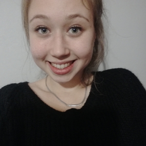 Léa - Prof de français - Parigny