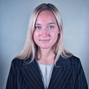 Romane - Prof d'anglais - Paris 17e