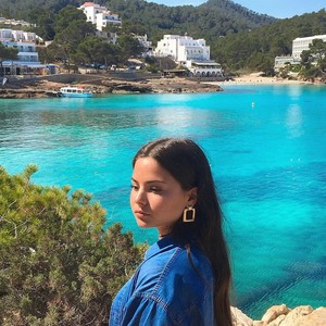 Louise - Prof d'anglais - Conflans-Sainte-Honorine